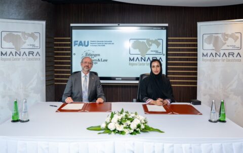 Zum Artikel "Direktor der Forschungsstelle für religiöse Vielfalt unterzeichnet ‚Memorandum of Understanding’ mit dem Manara Regional Center for Coexistence in Abu Dhabi"